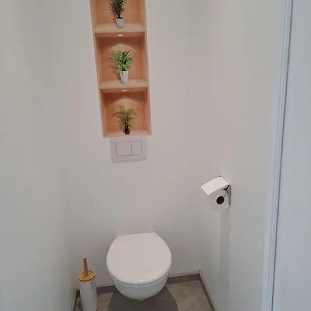 A La Source * Saint-Medard-de-Guizieres