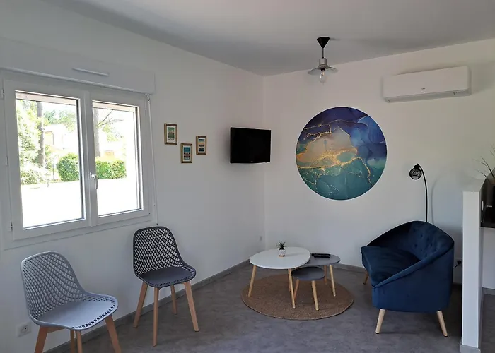 A La Source Semesterbostad Saint-Medard-de-Guizieres