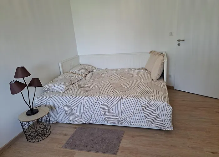 A La Source Feriehus Saint-Medard-de-Guizieres